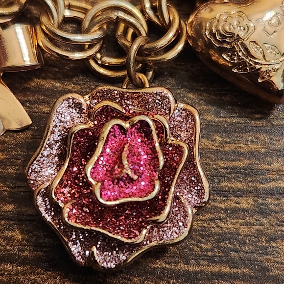 Vintage Betsey Johnson Faux Pearl Charm Bracelet - Picture 5 of 8